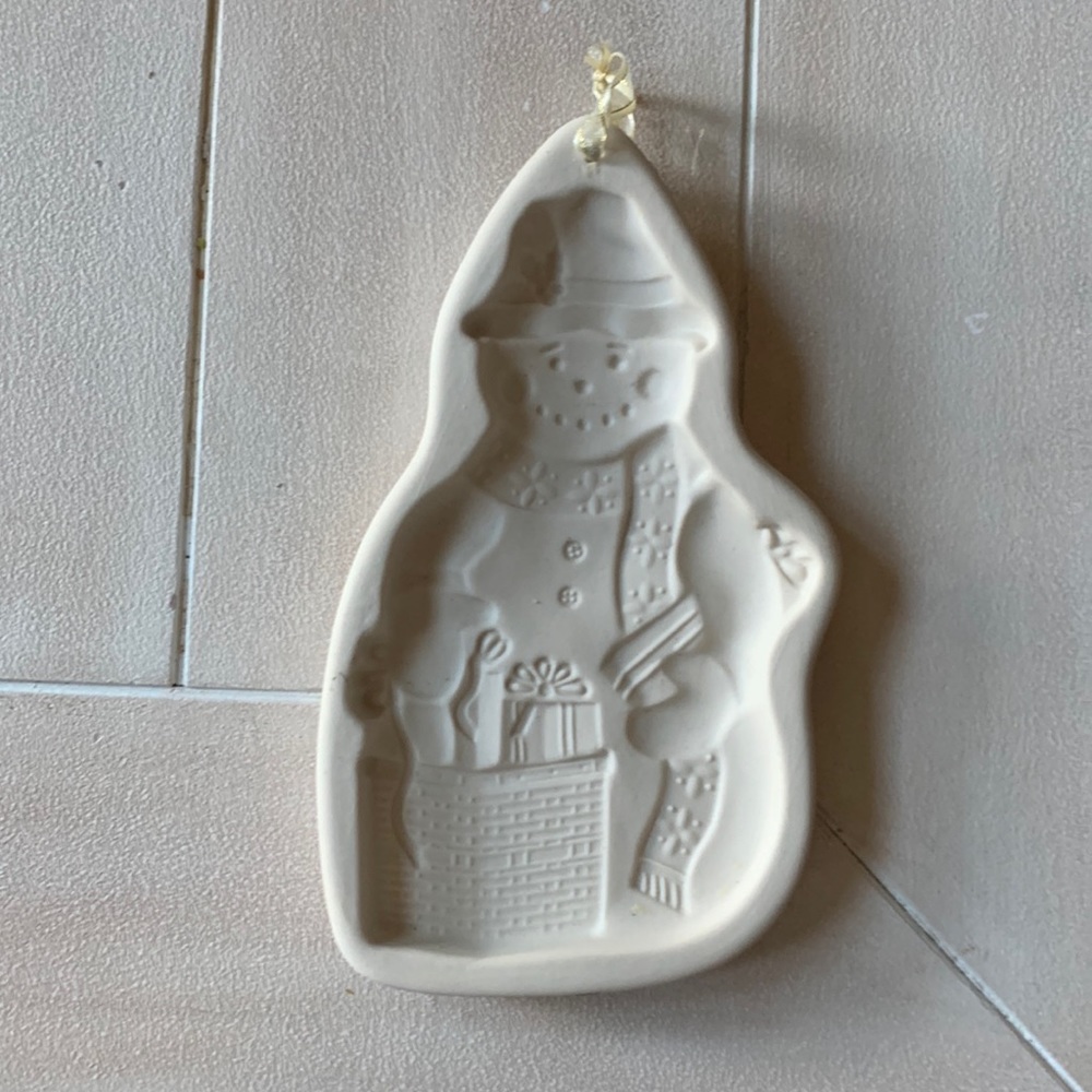 Longaberger Pottery 1997 Snow Friends Chilly Cookie Mold Limited Edition